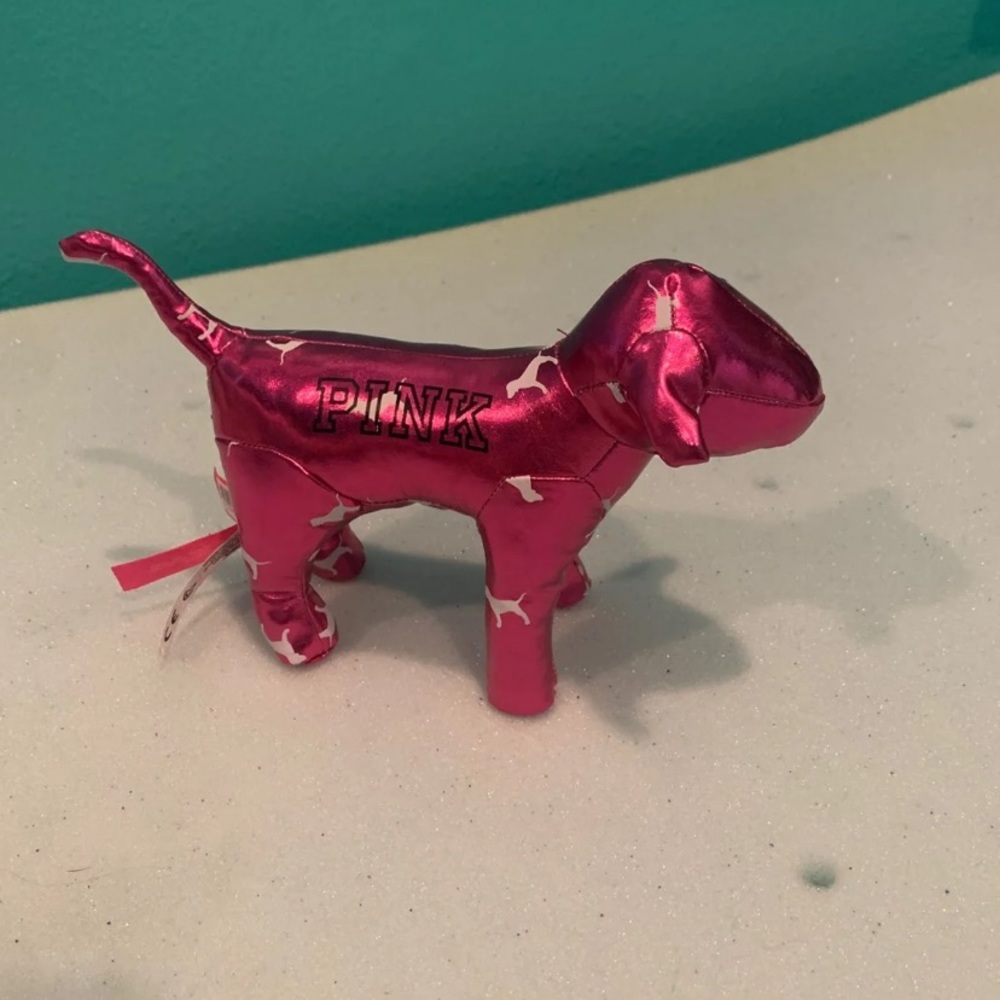 Victoria’s Secret pink dog